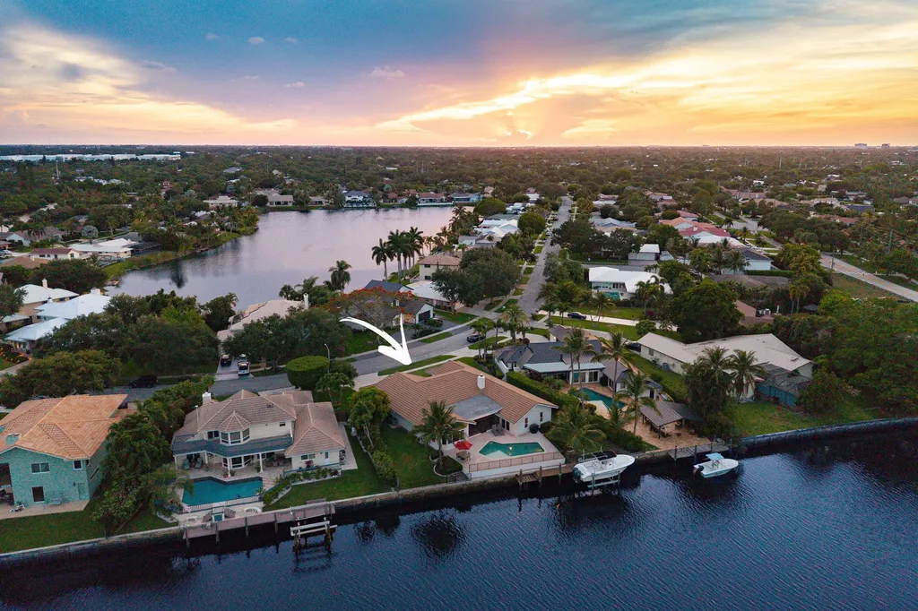 763 Camino Lakes Circle Boca Raton FL 33486