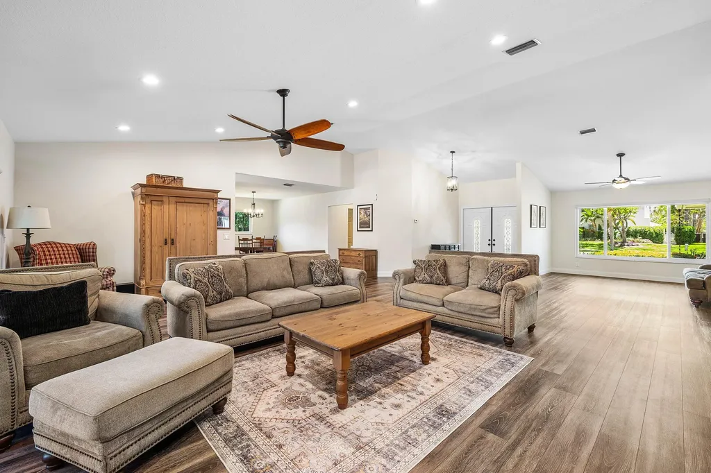 763 Camino Lakes Circle Boca Raton FL 33486