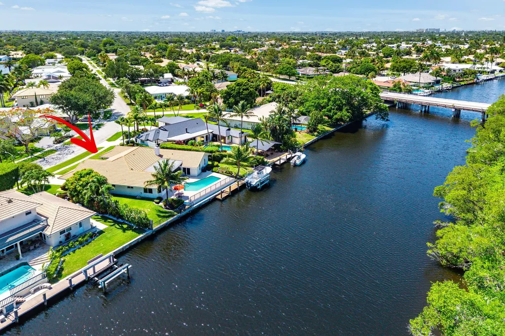 763 Camino Lakes Circle Boca Raton FL 33486
