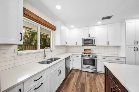 763 Camino Lakes Circle Boca Raton FL 33486