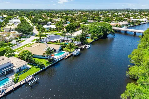 763 Camino Lakes Circle Boca Raton FL 33486