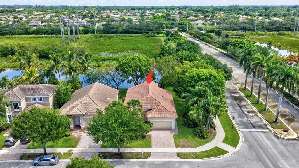 19305 SW 66th Street Pembroke Pines FL 33332
