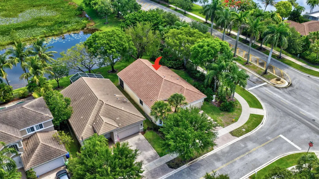 19305 SW 66th Street Pembroke Pines FL 33332