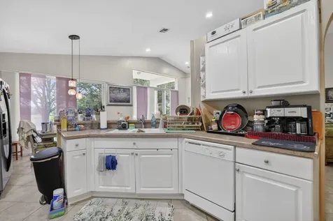 19305 SW 66th Street Pembroke Pines FL 33332
