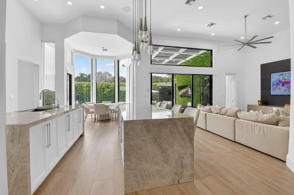 3954 NW 52nd Street Boca Raton FL 33496