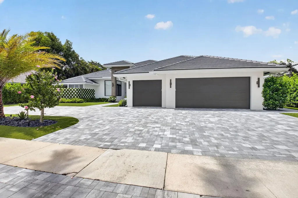 3954 NW 52nd Street Boca Raton FL 33496
