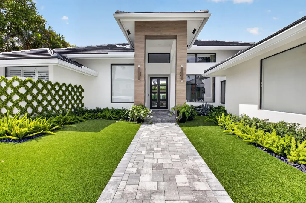 3954 NW 52nd Street Boca Raton FL 33496