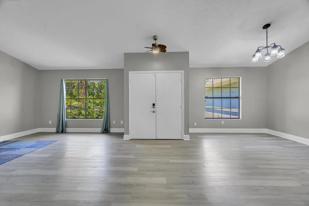 601 Howard Street Fort Pierce FL 34982