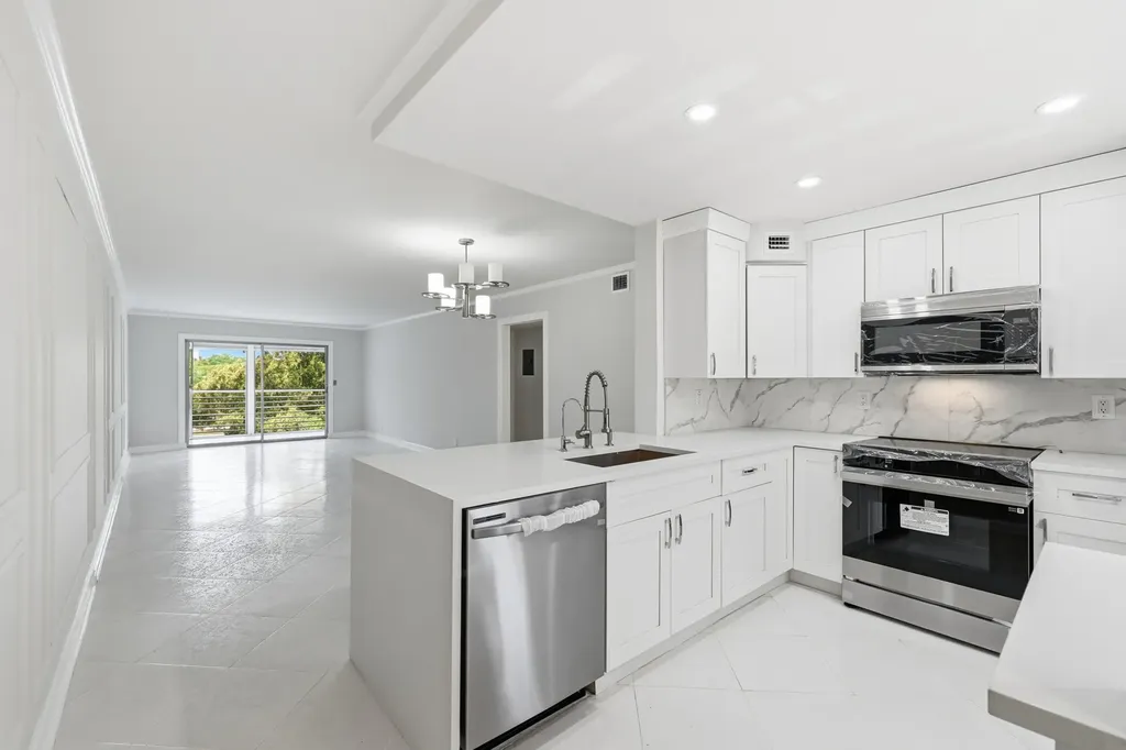 2006 Granada Drive Coconut Creek FL 33066