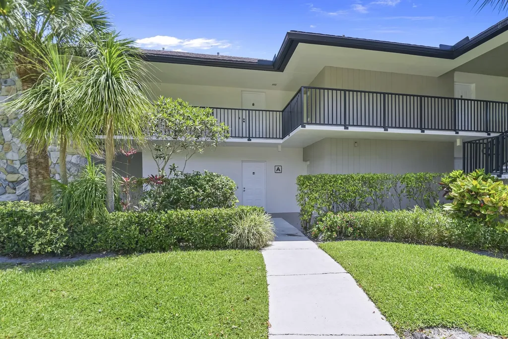 401 Greensward Lane Delray Beach FL 33445