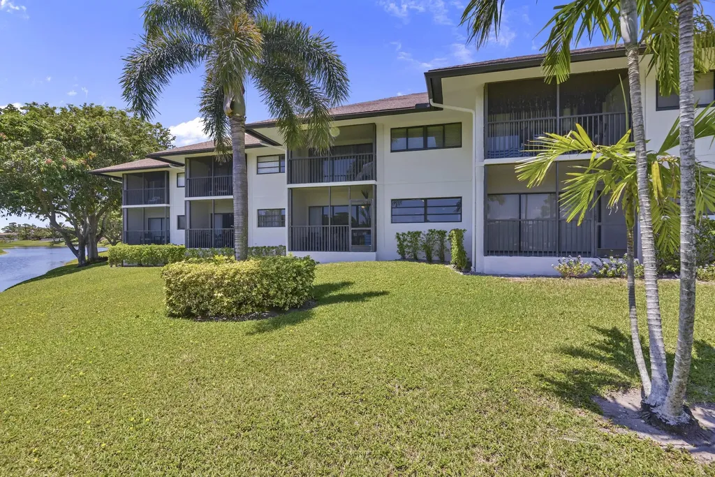 401 Greensward Lane Delray Beach FL 33445