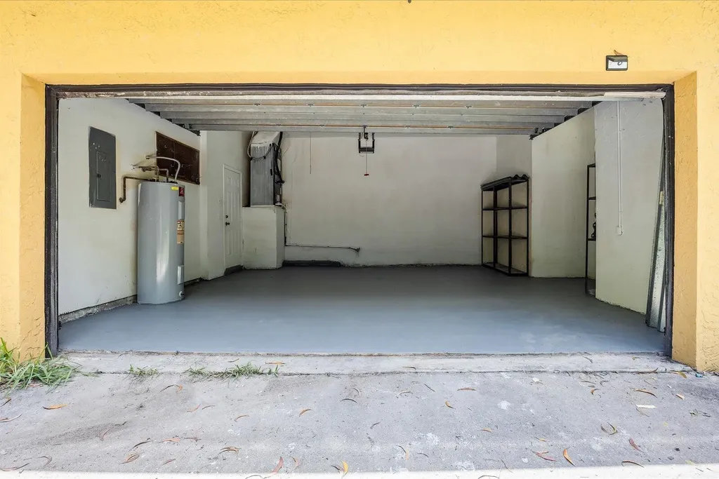 12390 N 53rd Road Road N The Acreage FL 33411