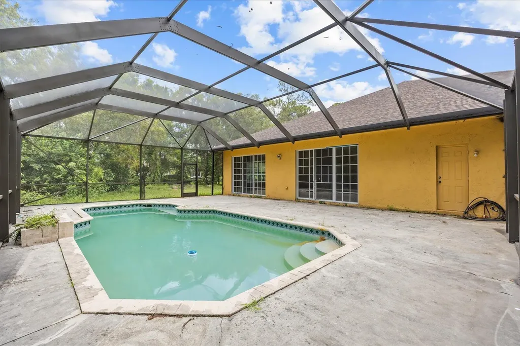 12390 N 53rd Road Road N The Acreage FL 33411