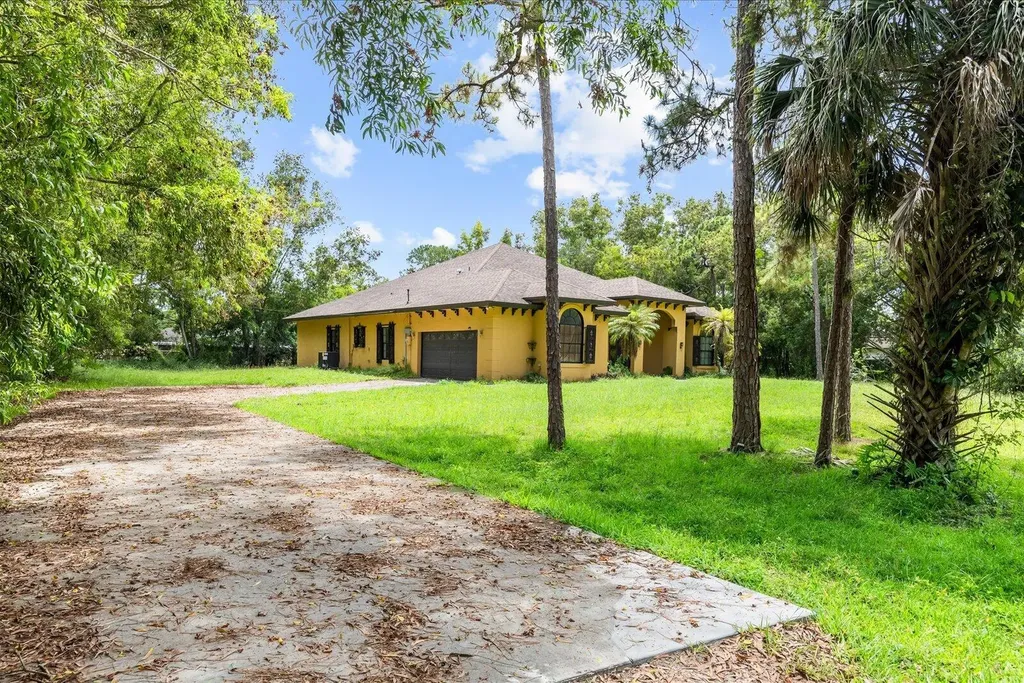 12390 N 53rd Road Road N The Acreage FL 33411