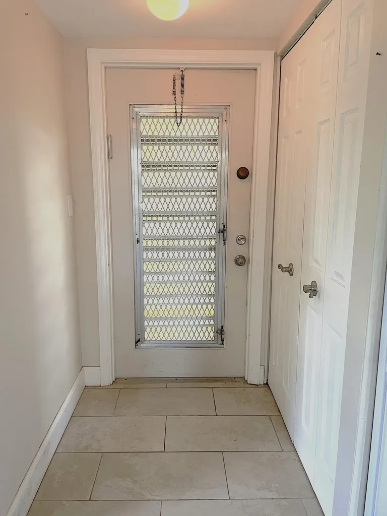 367 S Federal Highway Deerfield Beach FL 33441