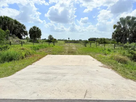 28095 NW 72nd Avenue Okeechobee FL 34972