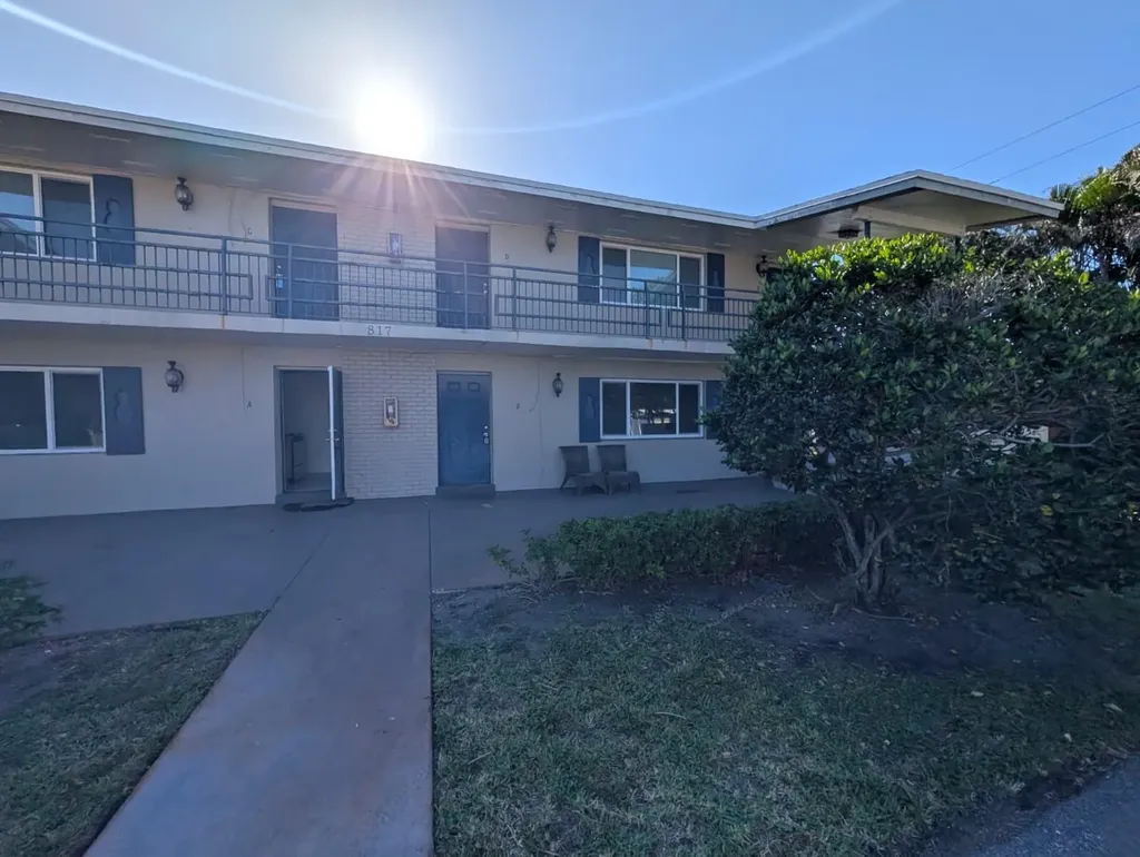 817 Lighthouse Drive North Palm Beach FL 33408