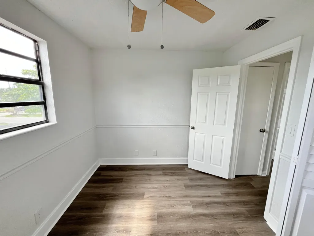 5163 Marion Place West Palm Beach FL 33407
