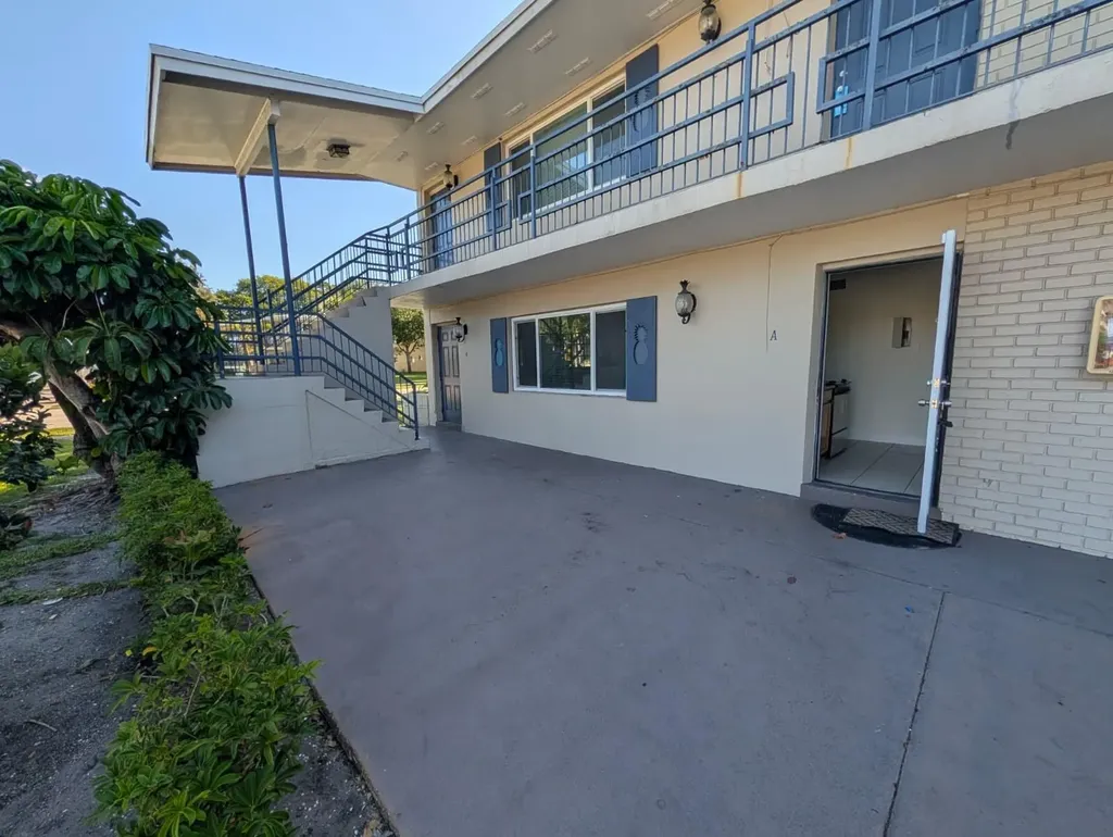 817 Lighthouse Drive North Palm Beach FL 33410