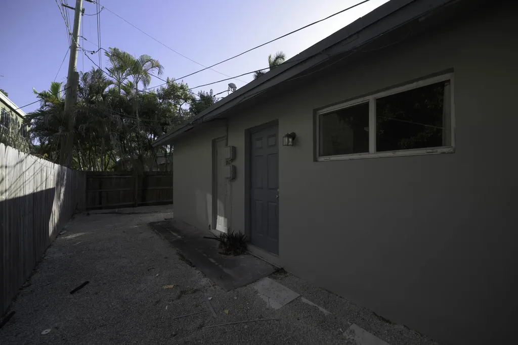 1126 NE 16th Place Fort Lauderdale FL 33305