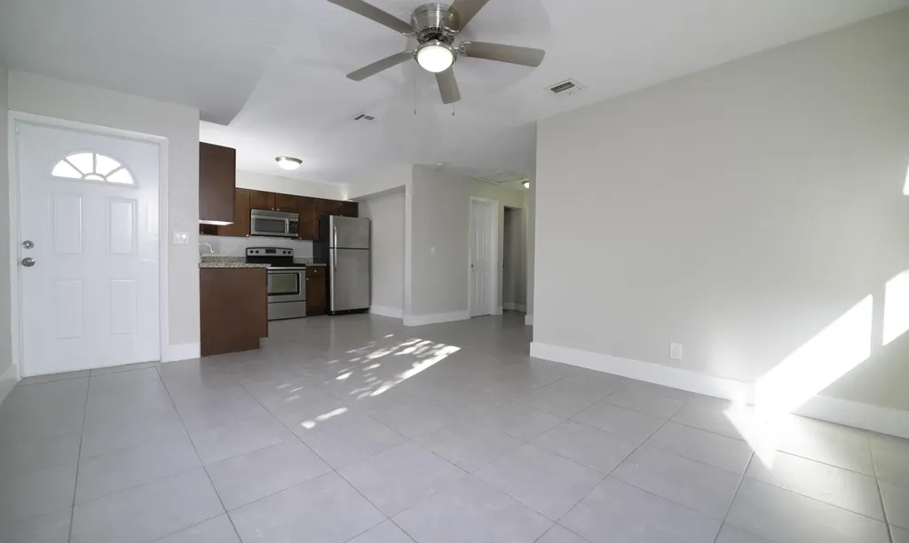 1126 NE 16th Place Fort Lauderdale FL 33305