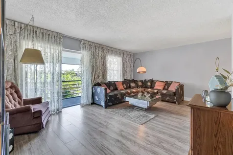 5190 E Sabal Palm Boulevard Tamarac FL 33319