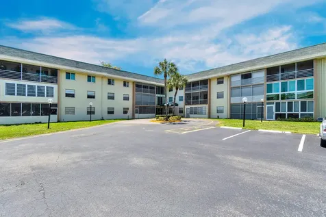 5190 E Sabal Palm Boulevard Tamarac FL 33319