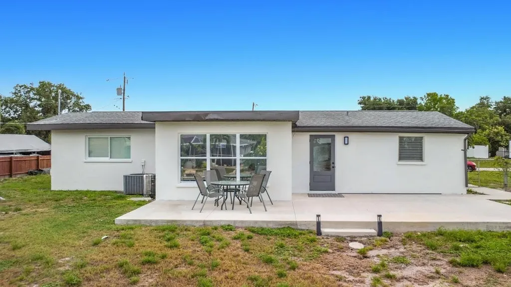 3234 Daytona Drive Punta Gorda FL 33983