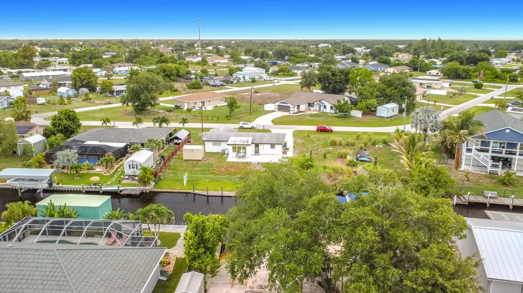 3234 Daytona Drive Punta Gorda FL 33983