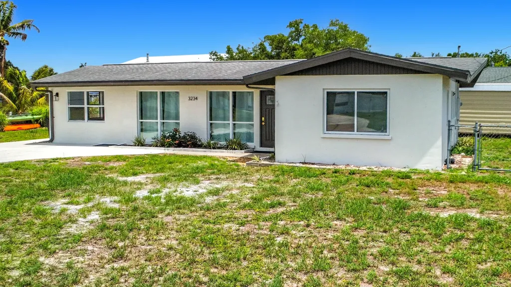 3234 Daytona Drive Punta Gorda FL 33983