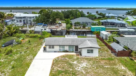 3234 Daytona Drive Punta Gorda FL 33983