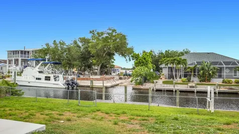3234 Daytona Drive Punta Gorda FL 33983
