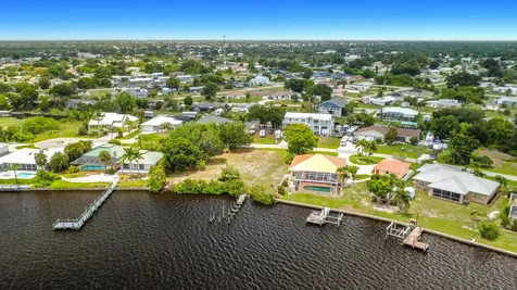 3234 Daytona Drive Punta Gorda FL 33983
