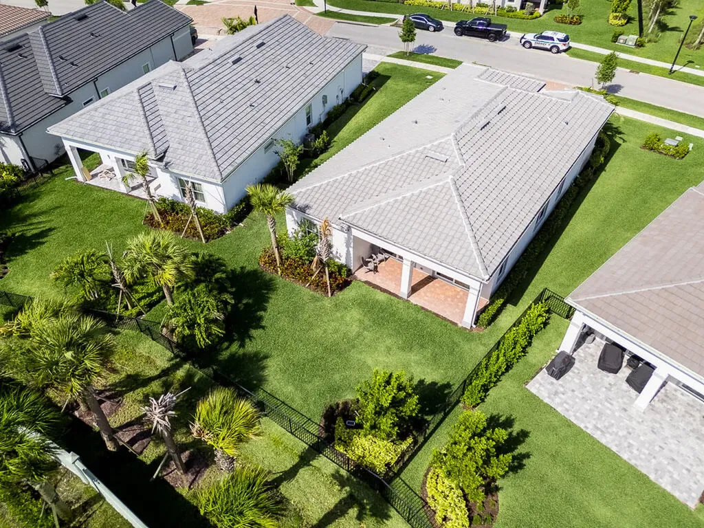 10562 Northbrook Circle Palm Beach Gardens FL 33412