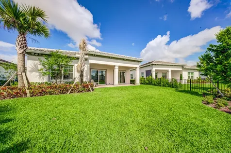 10562 Northbrook Circle Palm Beach Gardens FL 33412