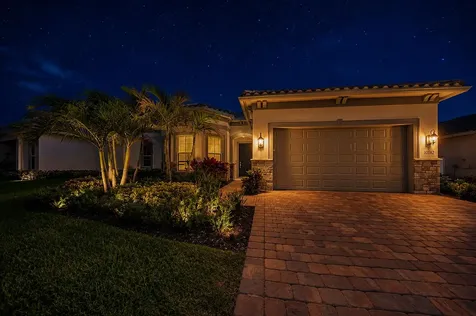 10562 Northbrook Circle Palm Beach Gardens FL 33412