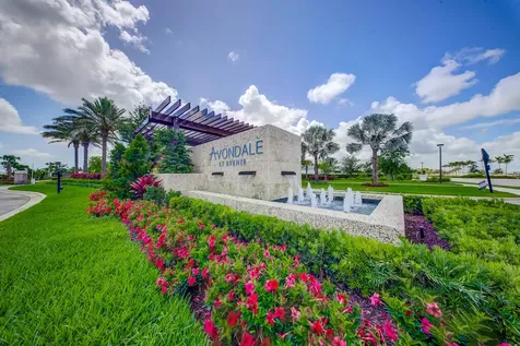 10562 Northbrook Circle Palm Beach Gardens FL 33412