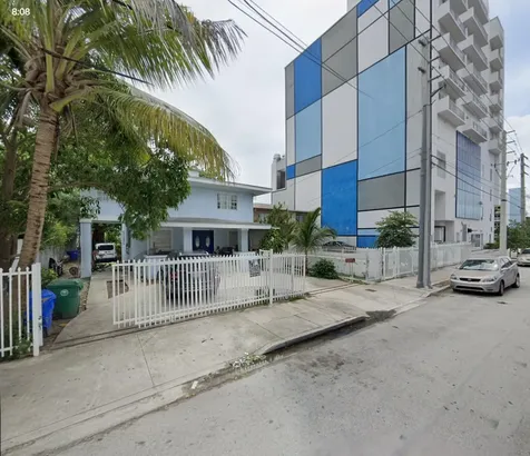 652 NW 1st Street Miami FL 33128