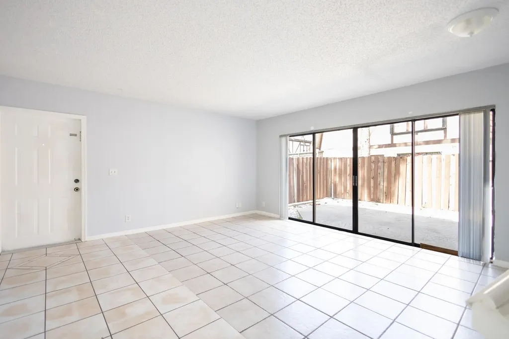 110 Weybridge Circle Royal Palm Beach FL 33411