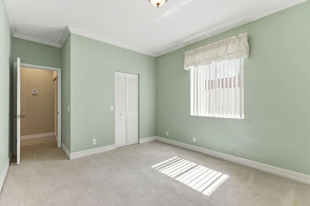 832 Heritage Drive Weston FL 33326