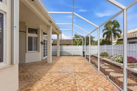 832 Heritage Drive Weston FL 33326