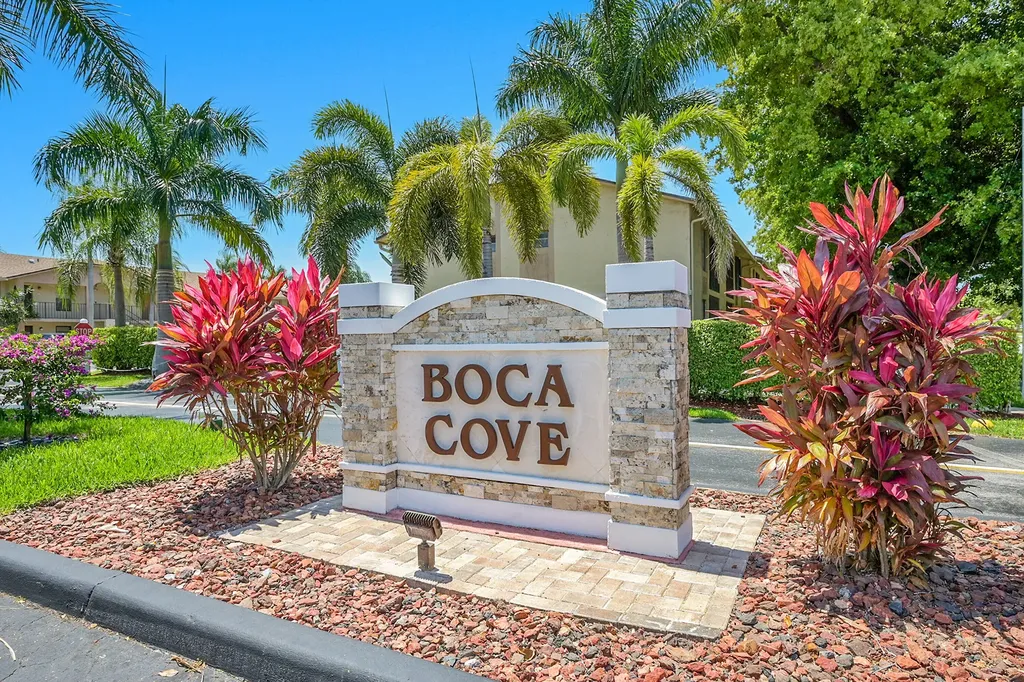 9503 Boca Cove Circle Boca Raton FL 33428