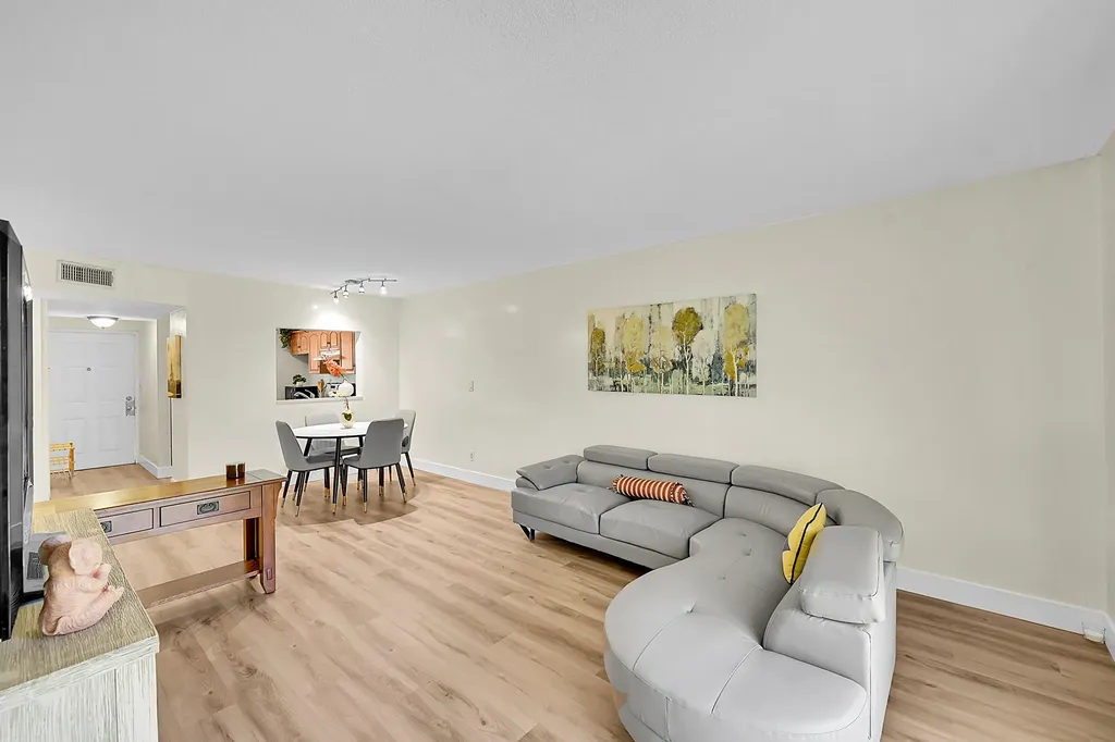 9503 Boca Cove Circle Boca Raton FL 33428