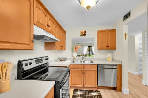 9503 Boca Cove Circle Boca Raton FL 33428