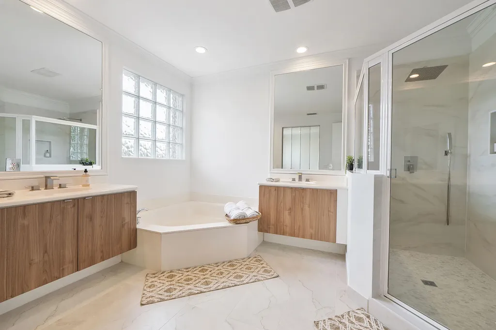 5081 NW 120th Avenue Coral Springs FL 33076