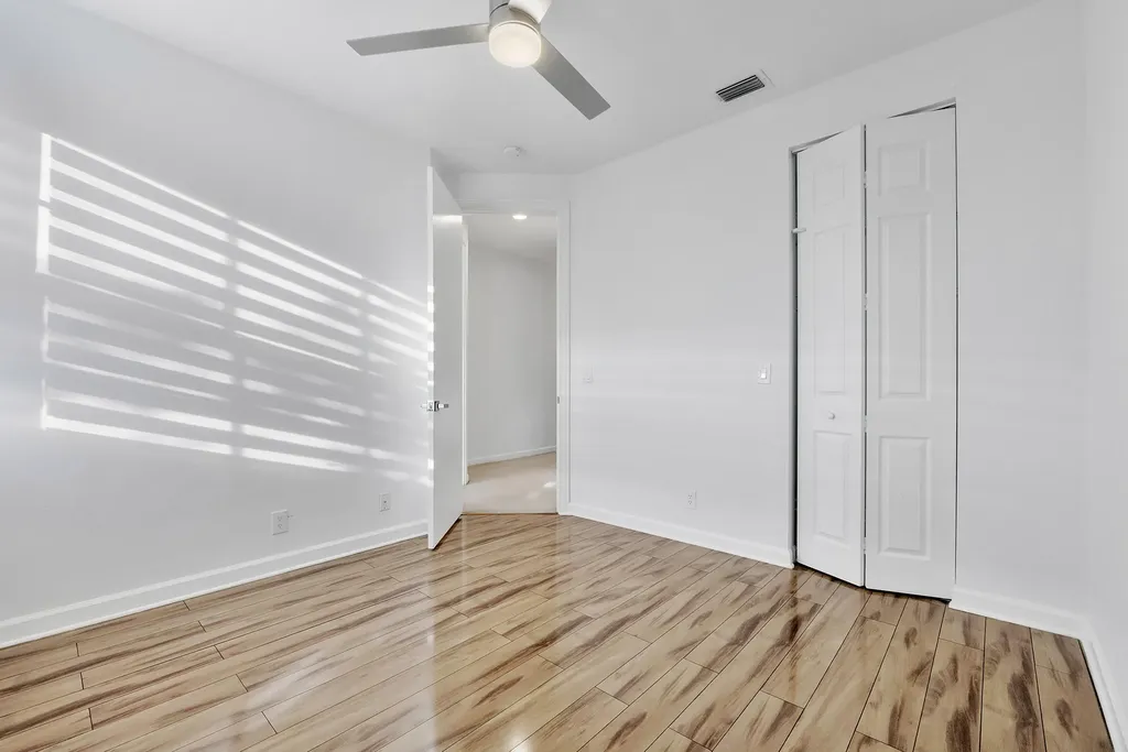 5081 NW 120th Avenue Coral Springs FL 33076