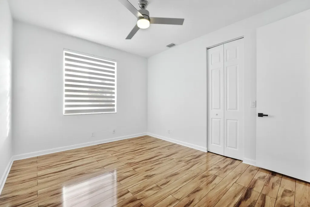 5081 NW 120th Avenue Coral Springs FL 33076