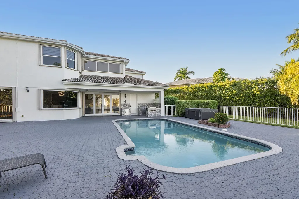 5081 NW 120th Avenue Coral Springs FL 33076
