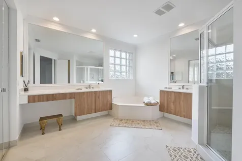 5081 NW 120th Avenue Coral Springs FL 33076