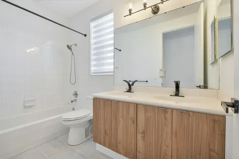 5081 NW 120th Avenue Coral Springs FL 33076